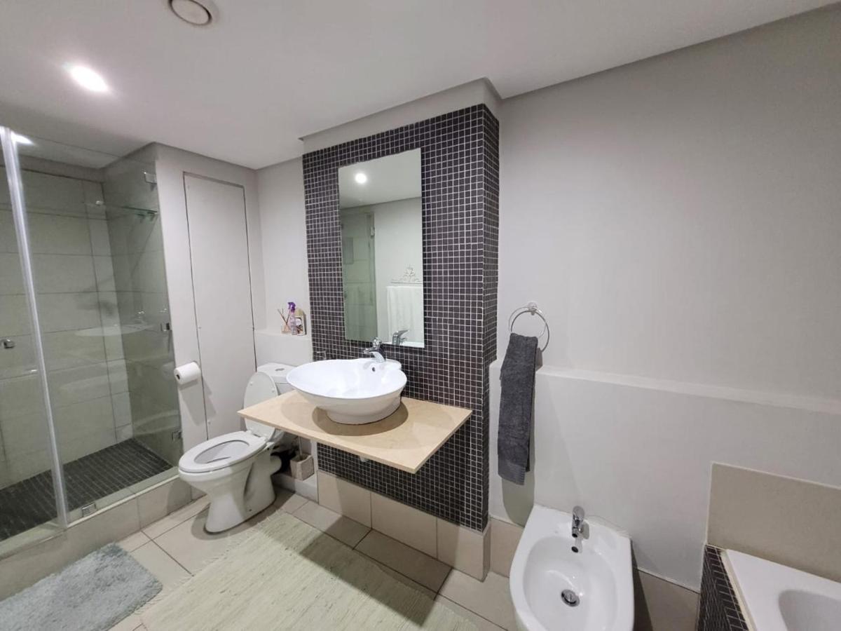 Apartment Front - Exquisite 6 Sleeper With Ocean Views *