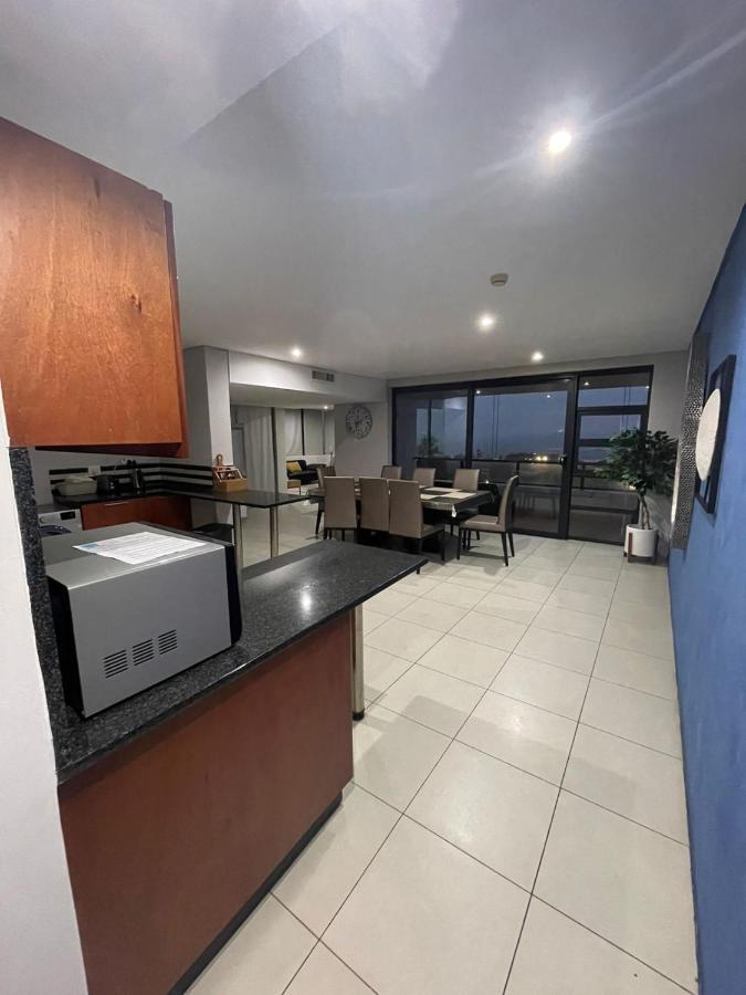 Apartment Front - Exquisite 6 Sleeper With Ocean Views *