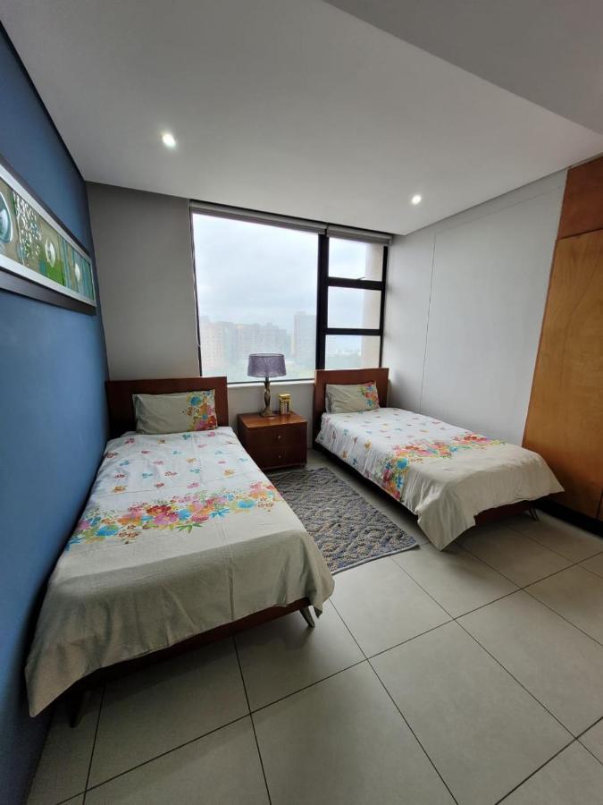 Apartment Front - Exquisite 6 Sleeper With Ocean Views